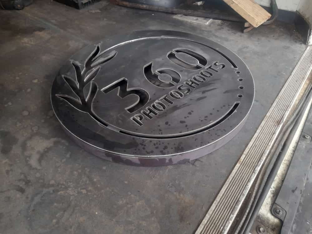 Custom 360 Photoshoots steel logo